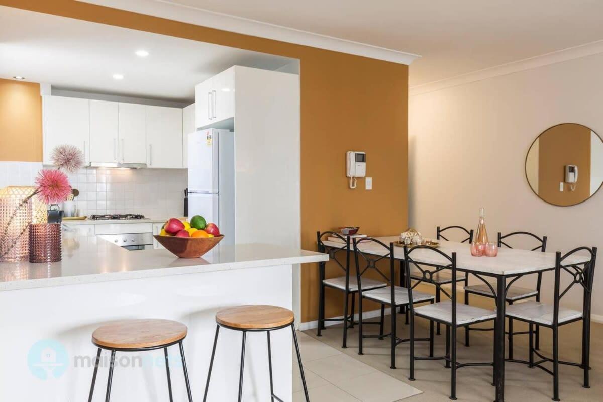 2 Bedroom 2 Bathroom With Balcony And Parking
