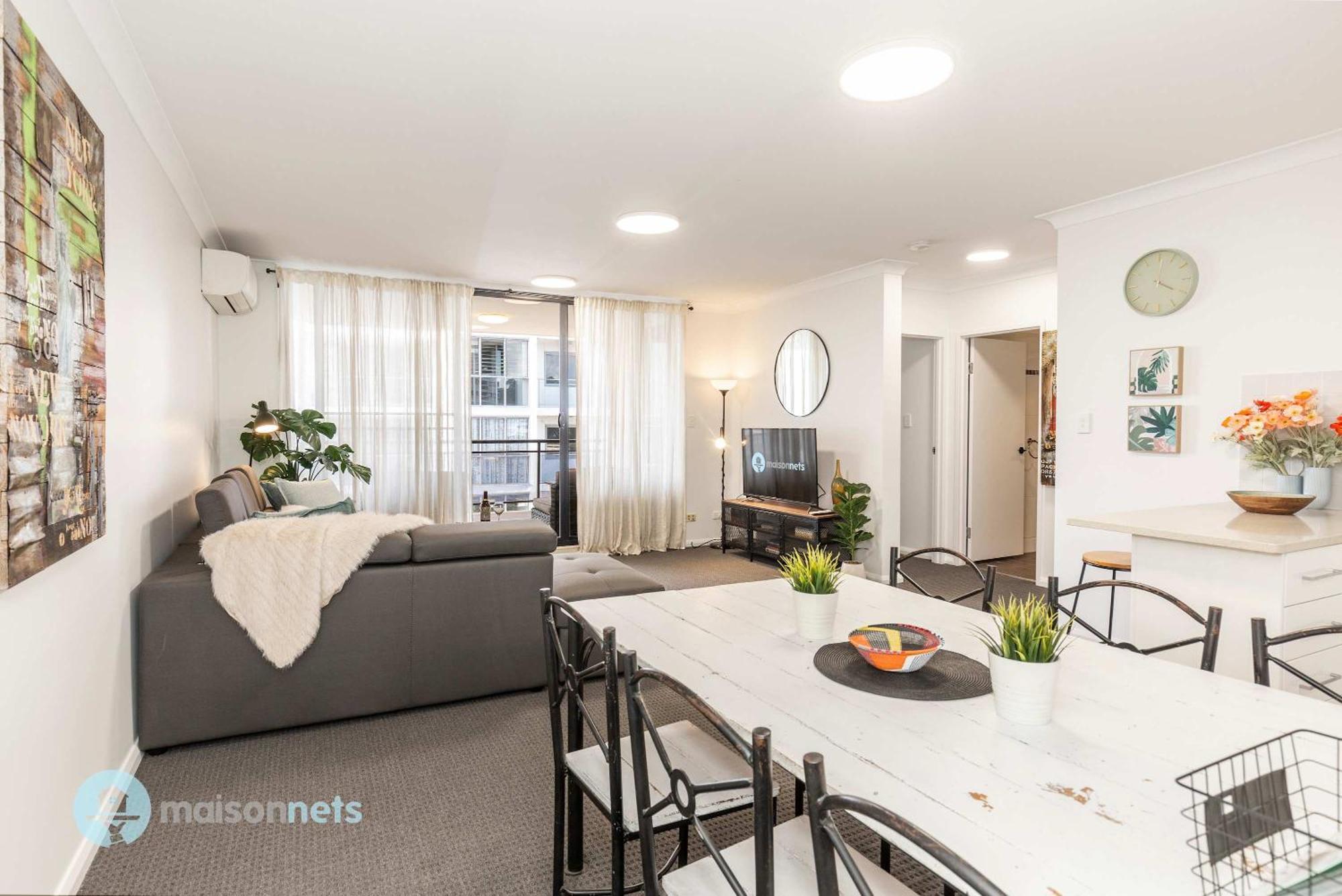 Apartment 2 Bedroom 2 Bathroom With Balcony And Parking Sydney